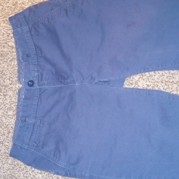 Women's Eddie Bauer slightly curvy straight leg capris - Picture 2 of 9